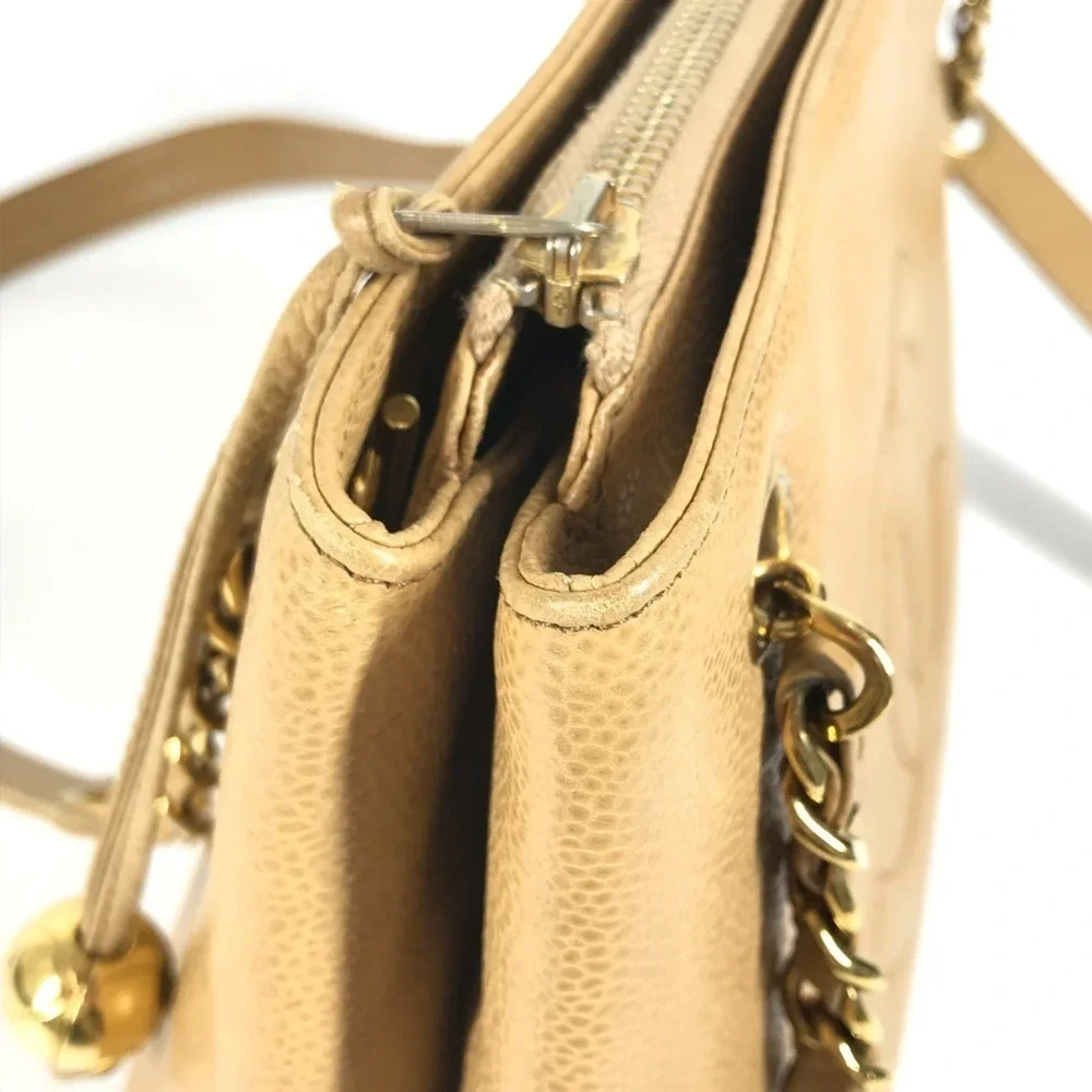 CHANEL Vintage Cream Caviar Leather Logo Shoulder Bag